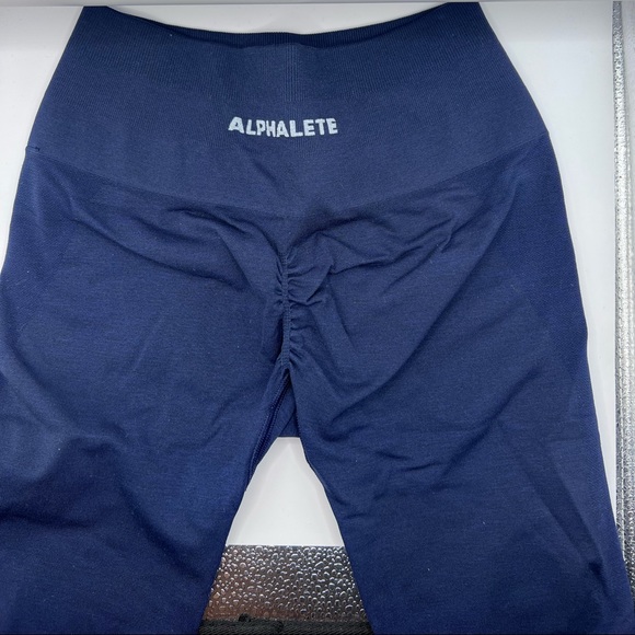 Alphalete Pants - Amplify alphalete leggings